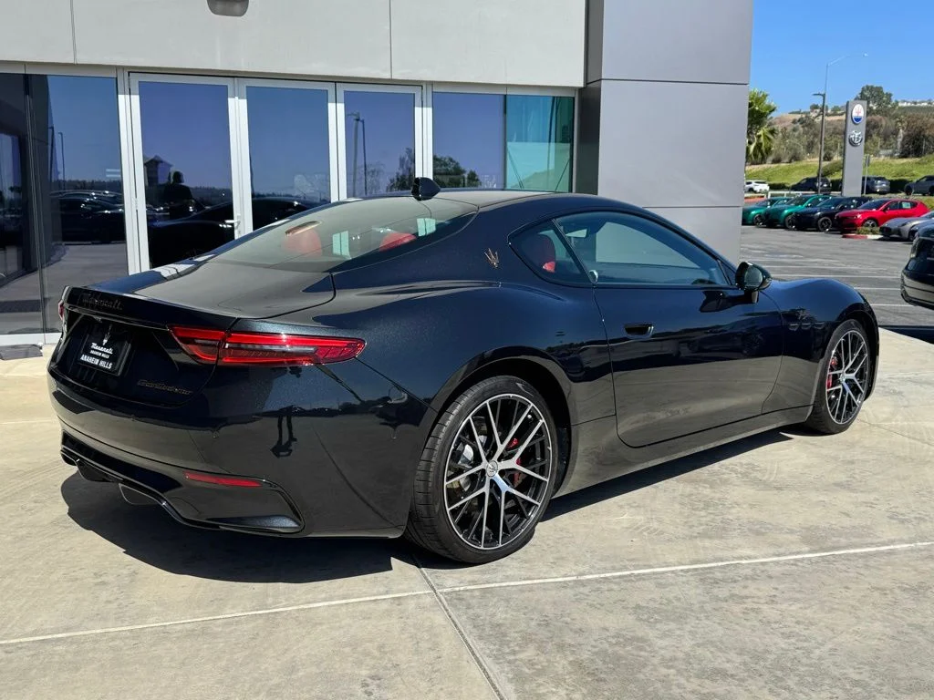 Certified Used 2025 Nero Noctis Black Maserati Folgore image 7