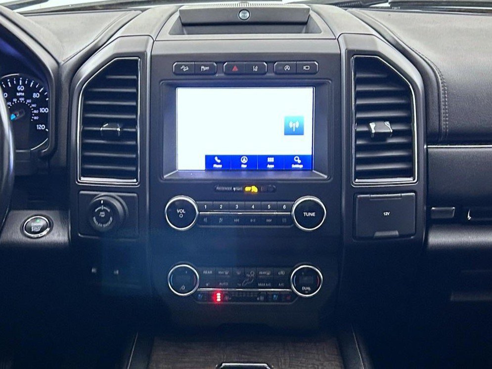 Used 2020 Silver Ford Limited image 16