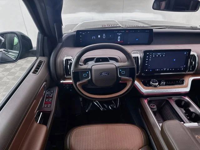 Used 2025 Gray Metallic Ford King Ranch image 24