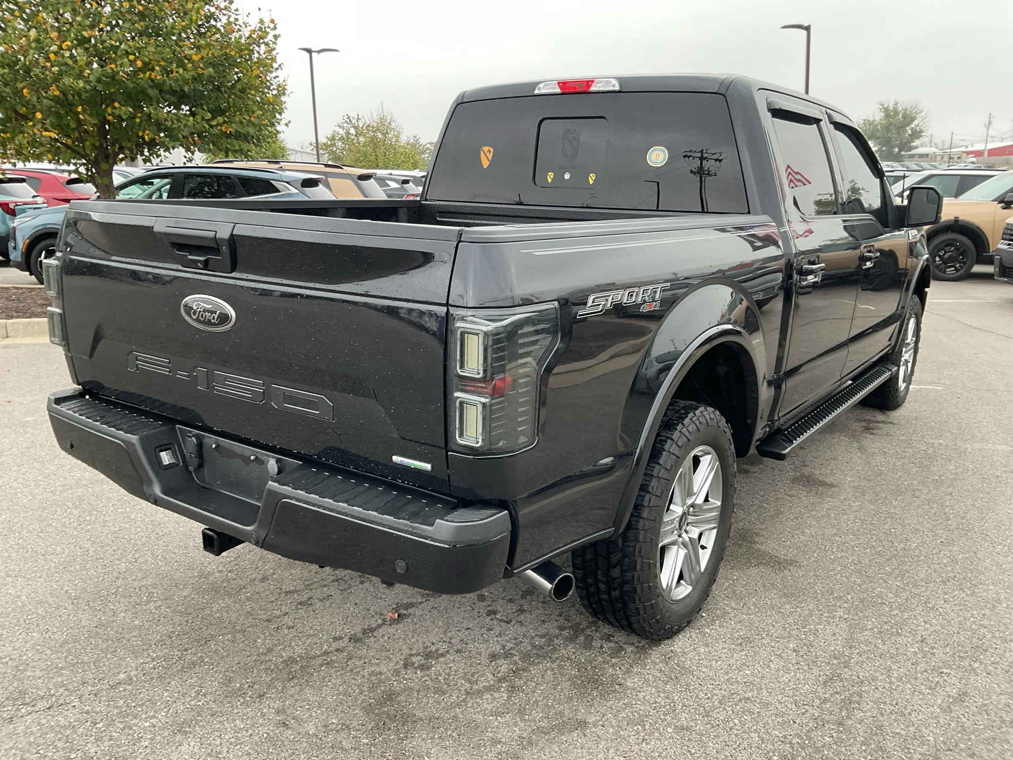 Used 2019 Agate Black Metallic Ford XLT image 11