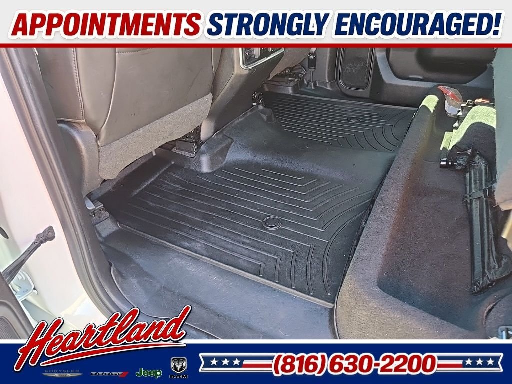 Used 2019 Beige Chevrolet High Country image 110