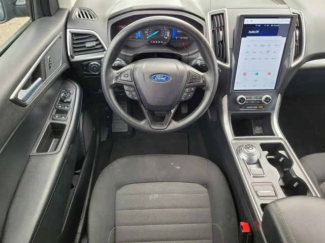 2024 Ford Edge SE - Photo 14