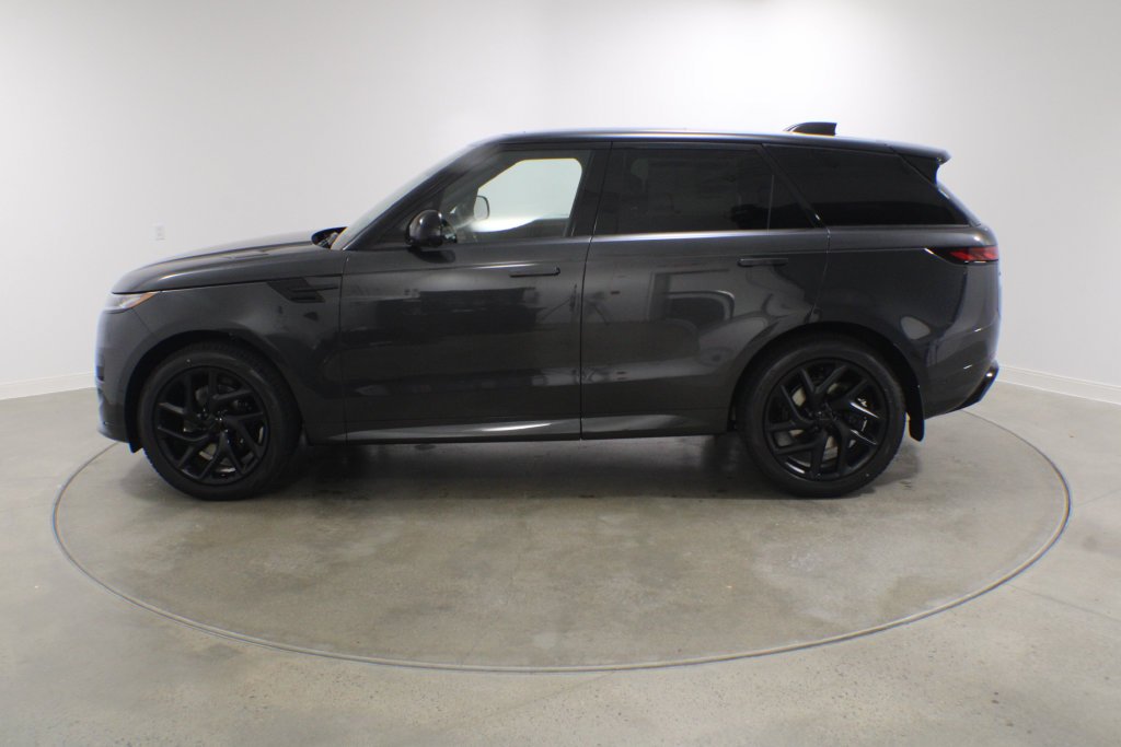 New 2027 Carpathian Grey Land Rover Dynamic SE image 3