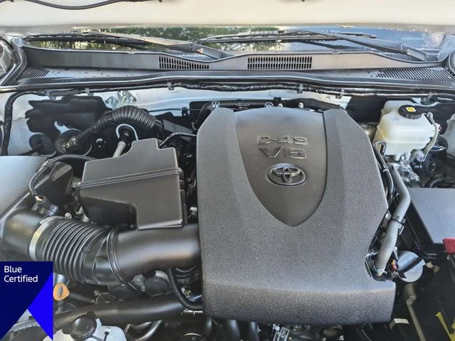 Used 2022 White Toyota TRD Off-Road image 36