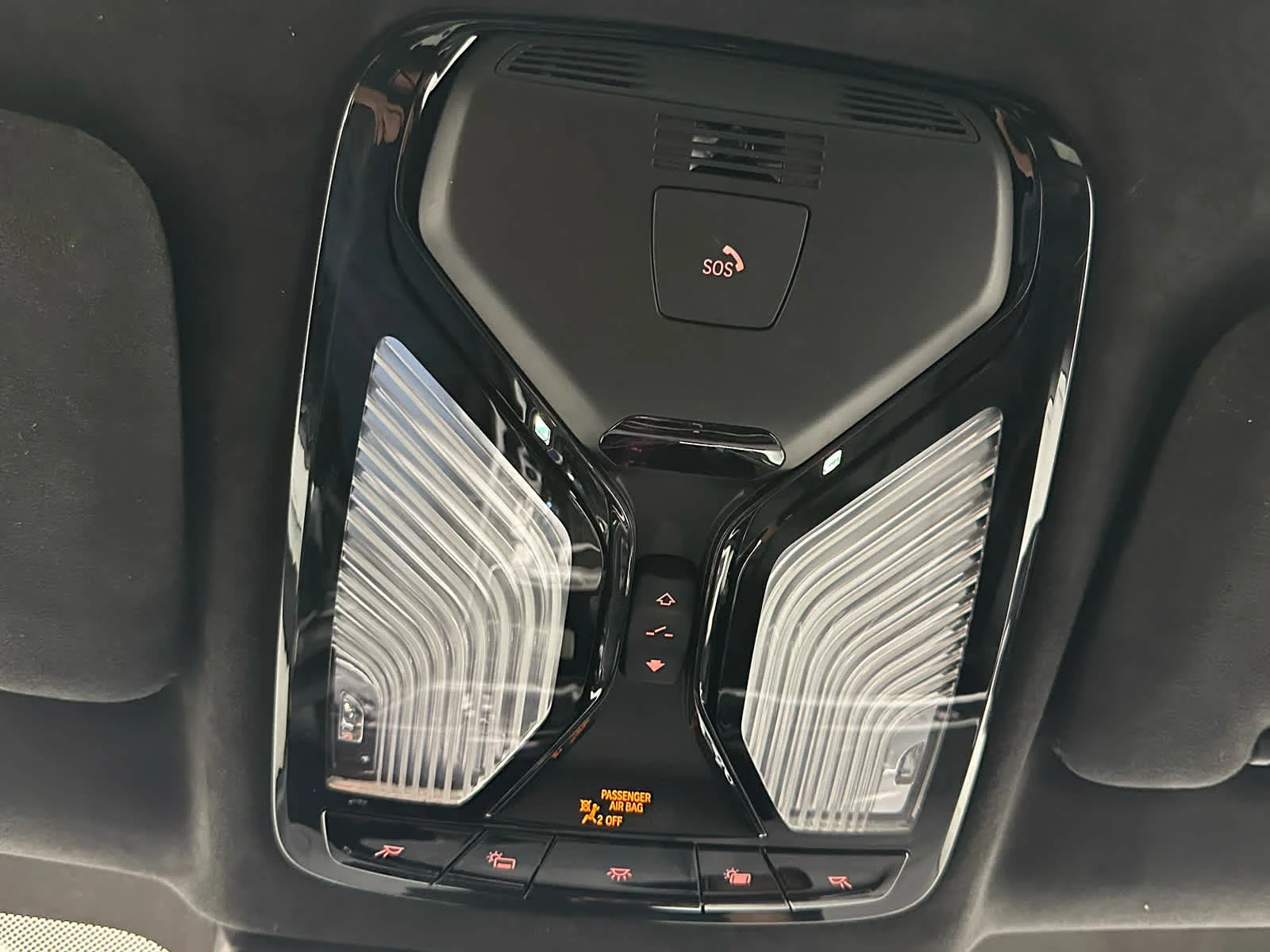 Used 2025 Skyscraper Grey Metallic BMW ALPINA XB7 image 39