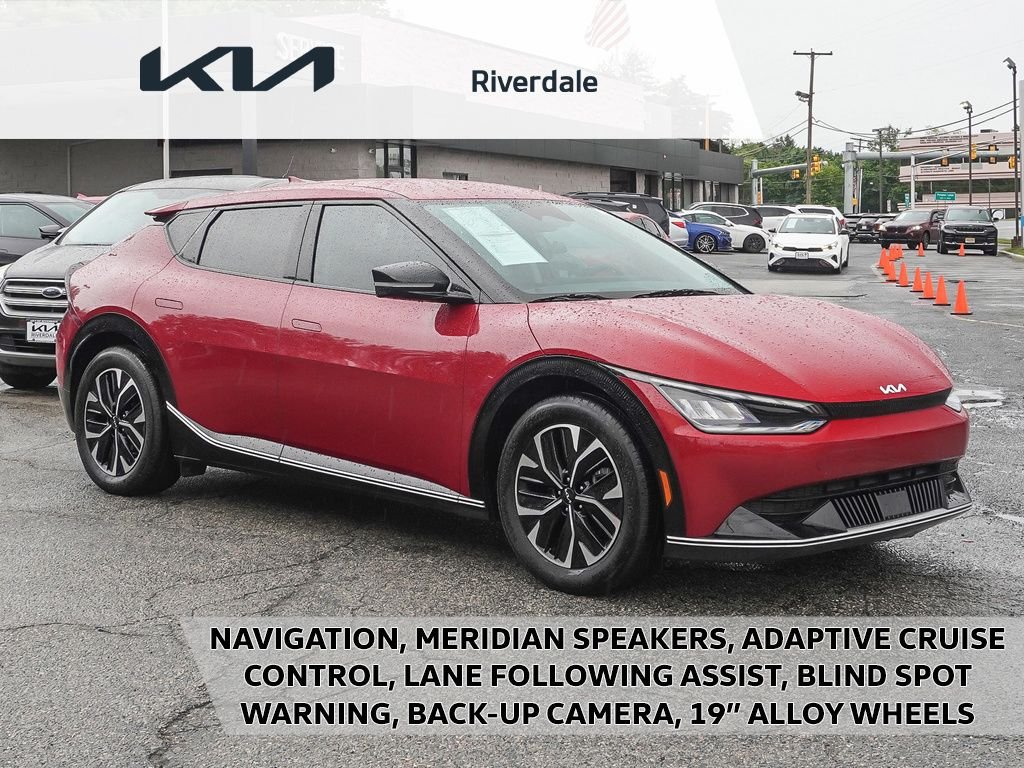 2023 Kia EV6 Wind's photo
