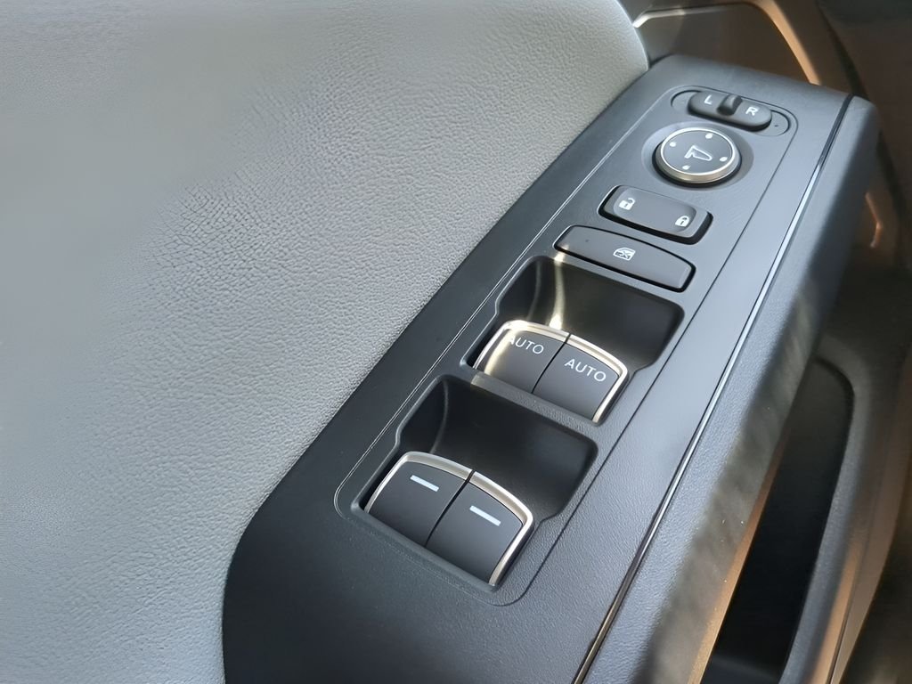2025 Acura Integra Base - Photo 25