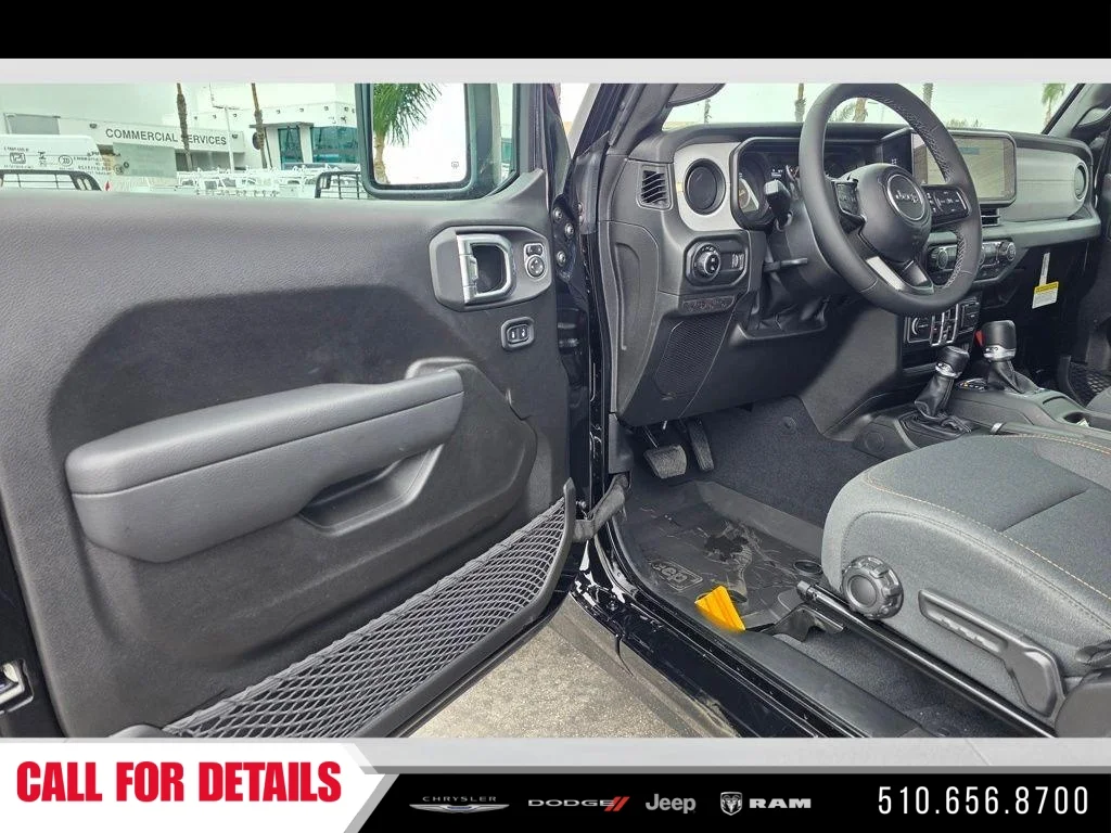 New 2026 Black Clear-Coat Exterior Paint Jeep Sport S image 15