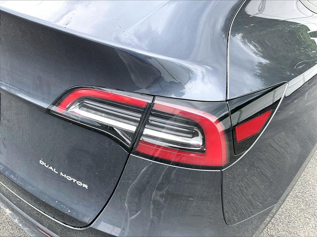 Used 2021 Midnight Silver Metallic Tesla Long Range image 30