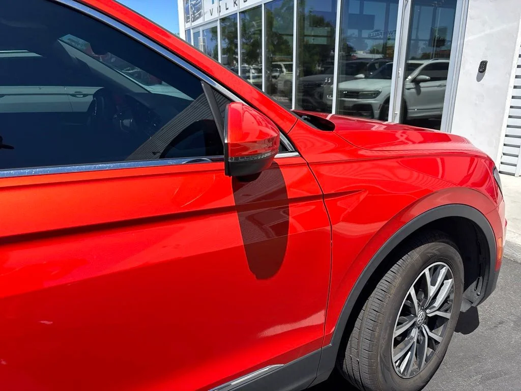 Used 2018 Orange Volkswagen 2.0T SE image 10