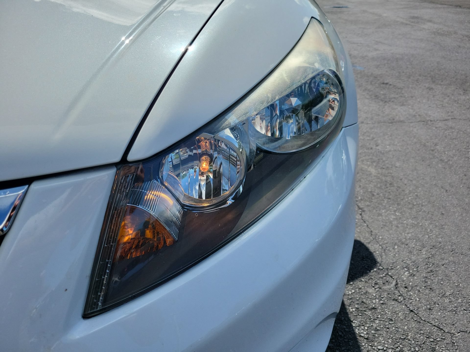 Used 2012 Taffeta White Honda EX-L image 10