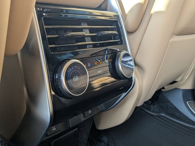 2026 Land Rover Range Rover SE - Photo 13