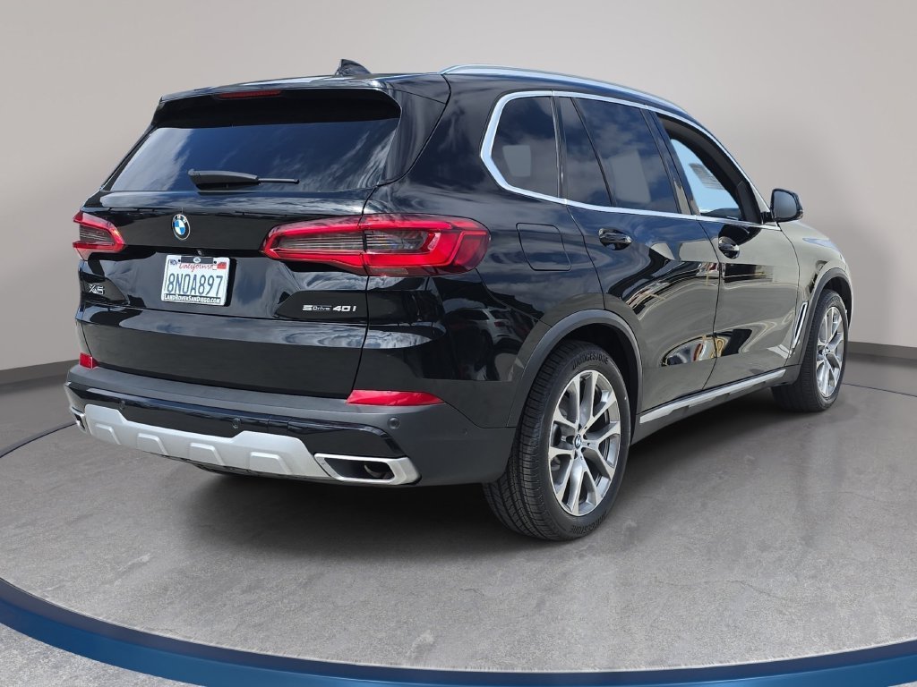Used 2020 Black BMW sDrive40i image 6