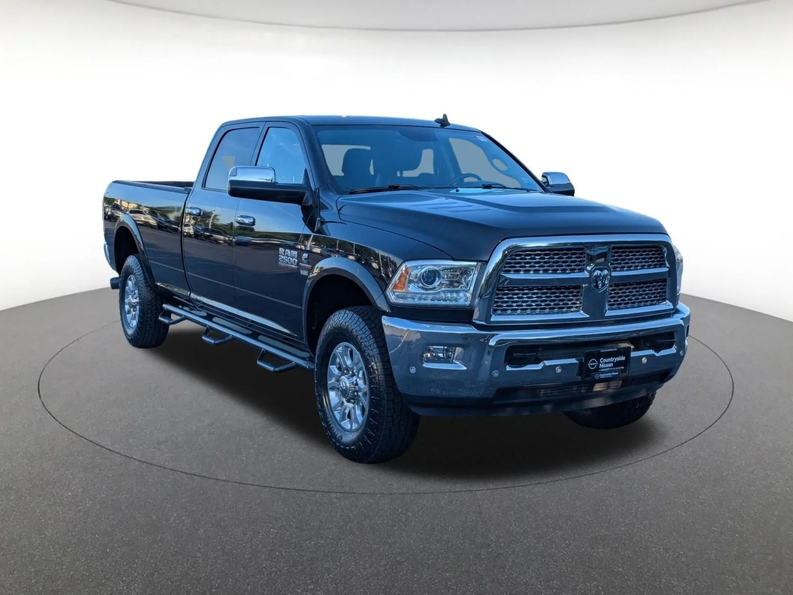 Used 2017 Brilliant Black Crystal Pearlcoat Ram Laramie image 3
