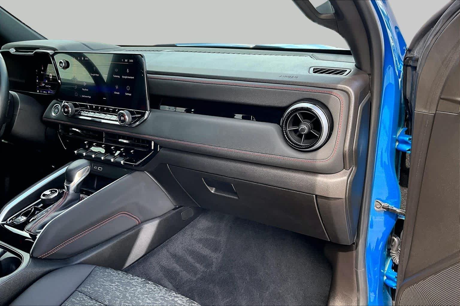 Used 2023 Glacier Blue Metallic Chevrolet 4WD Z71 image 17