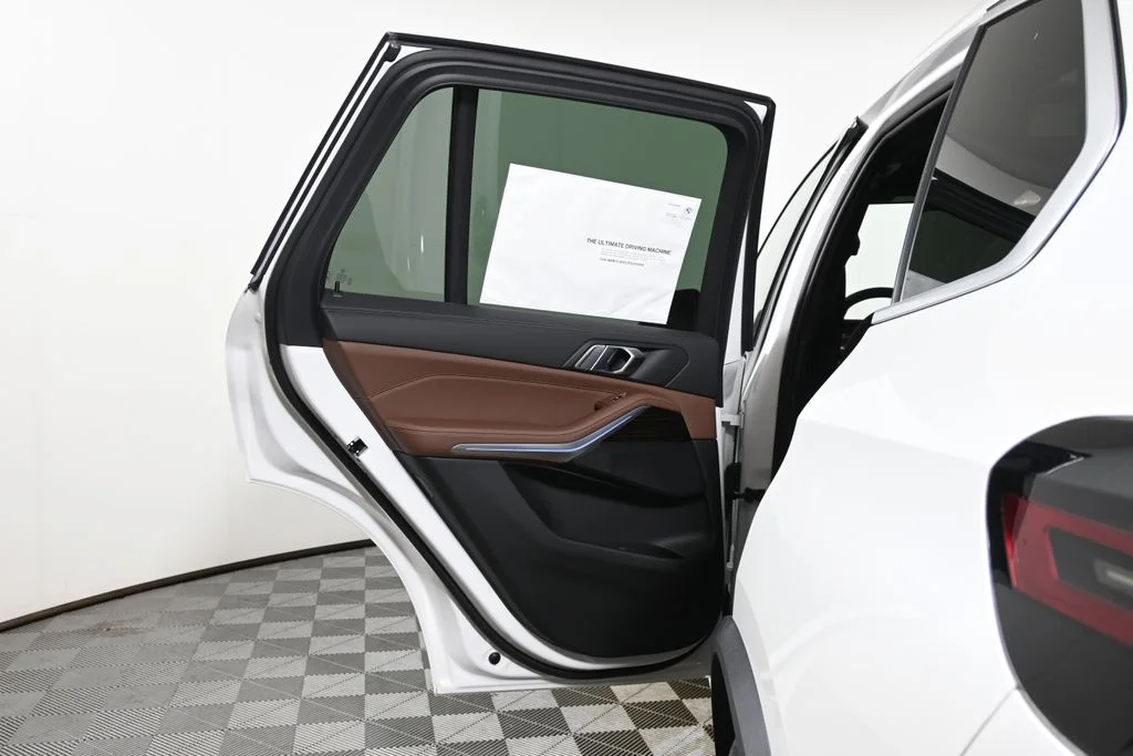 Used 2026 White BMW xDrive50e image 29