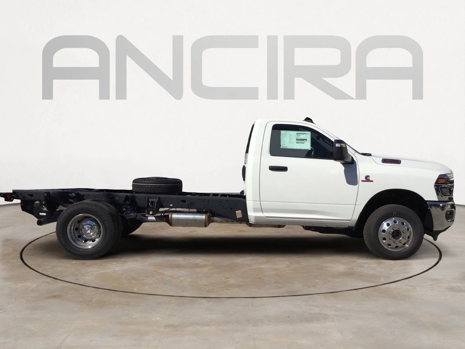 2026 RAM 3500 Chassis Tradesman - Photo 11