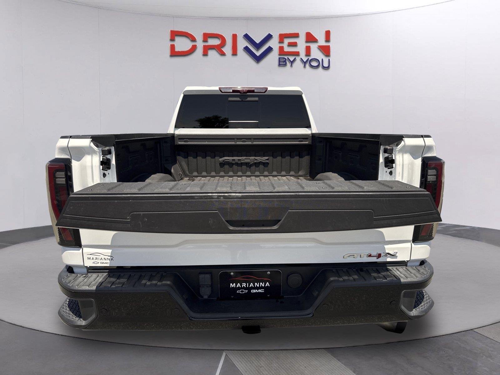 Used 2024 Summit White GMC AT4X image 34