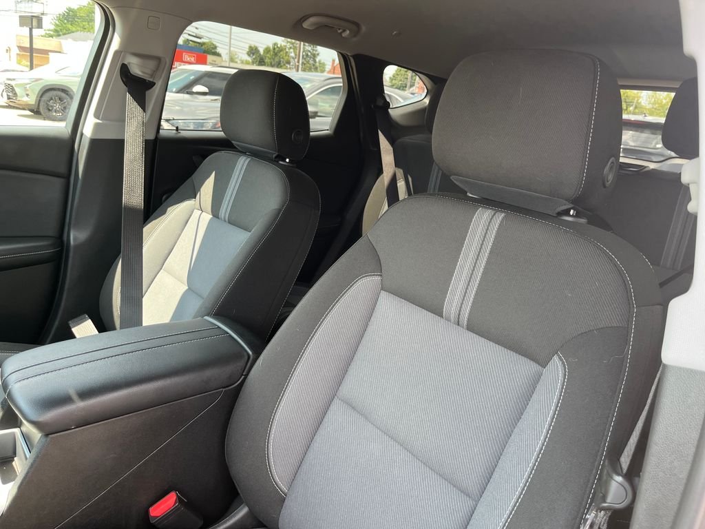 Used 2023 Gray Chevrolet LT image 12