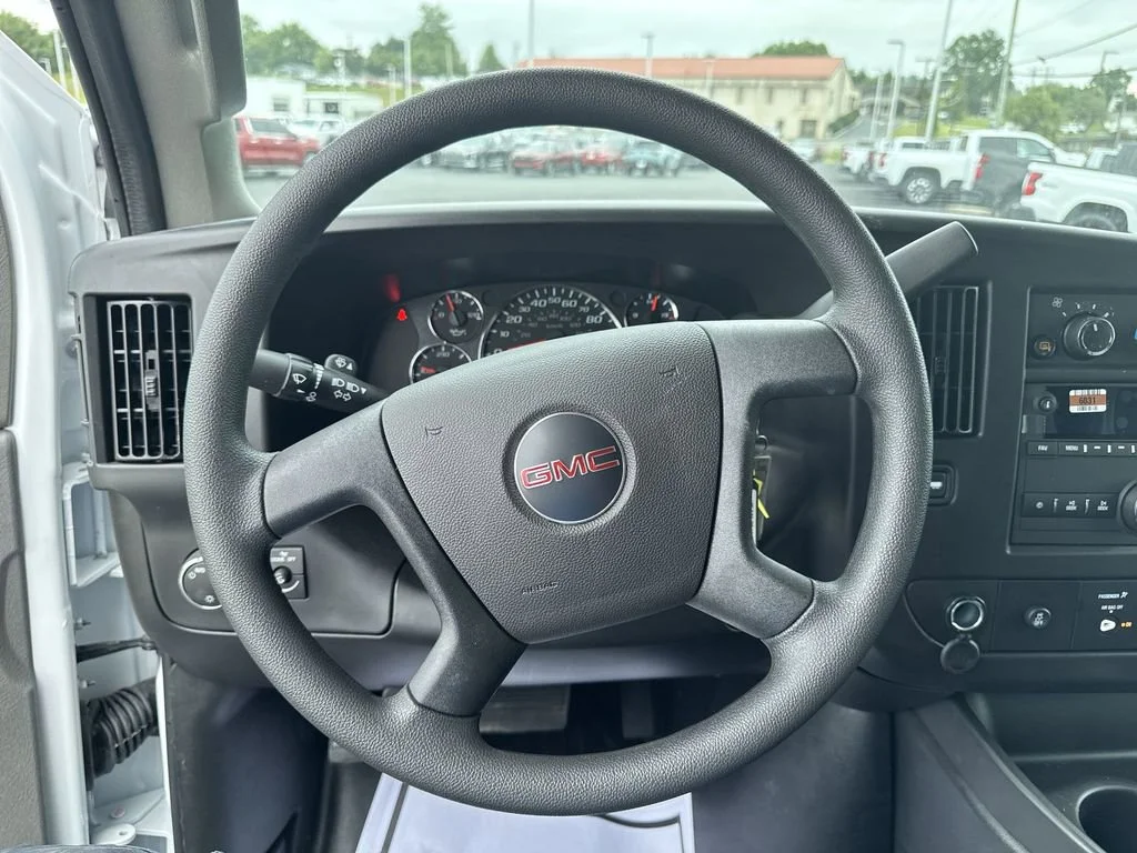 New 2025 Summit White GMC Work Van image 20
