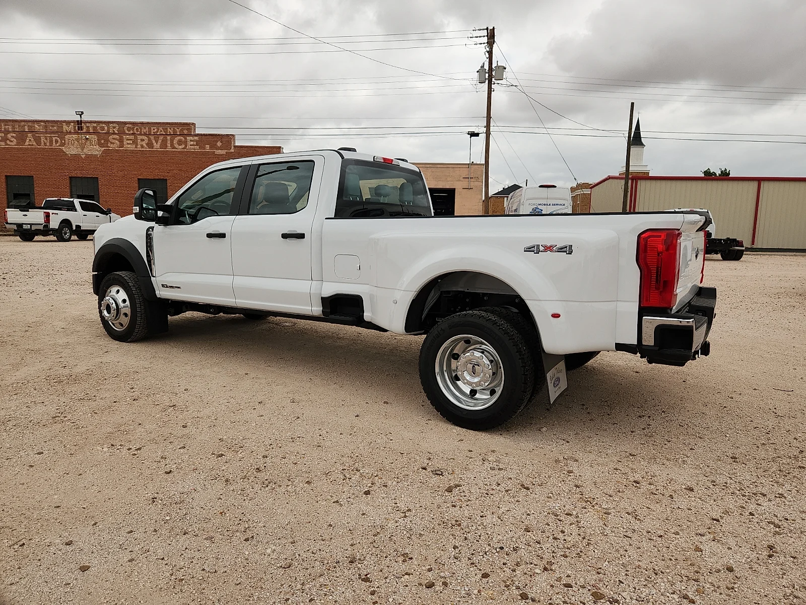 New 2026 Oxford White Ford F-450® XL image 4