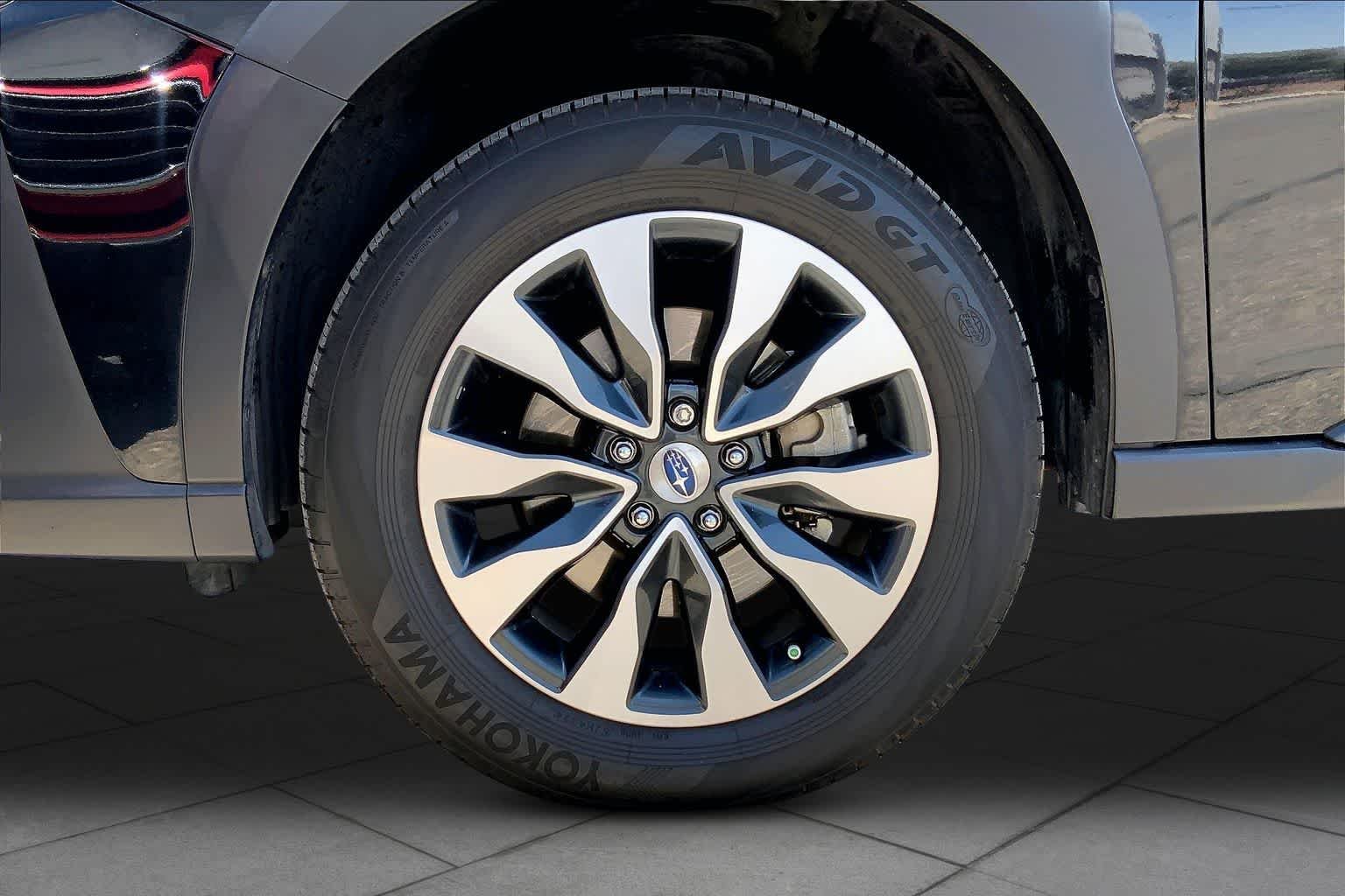 Certified Used 2023 Crystal Black Silica Subaru Limited image 9