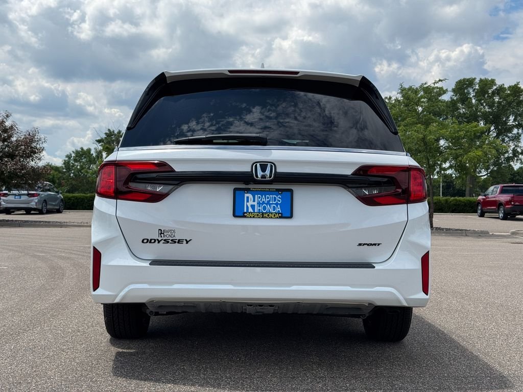 New 2026 Platinum White Pearl Honda Sport-L image 4