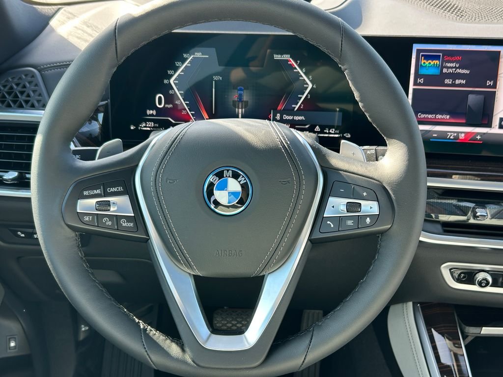 New 2026 Tanzanite Blue II Metallic BMW xDrive50e image 18