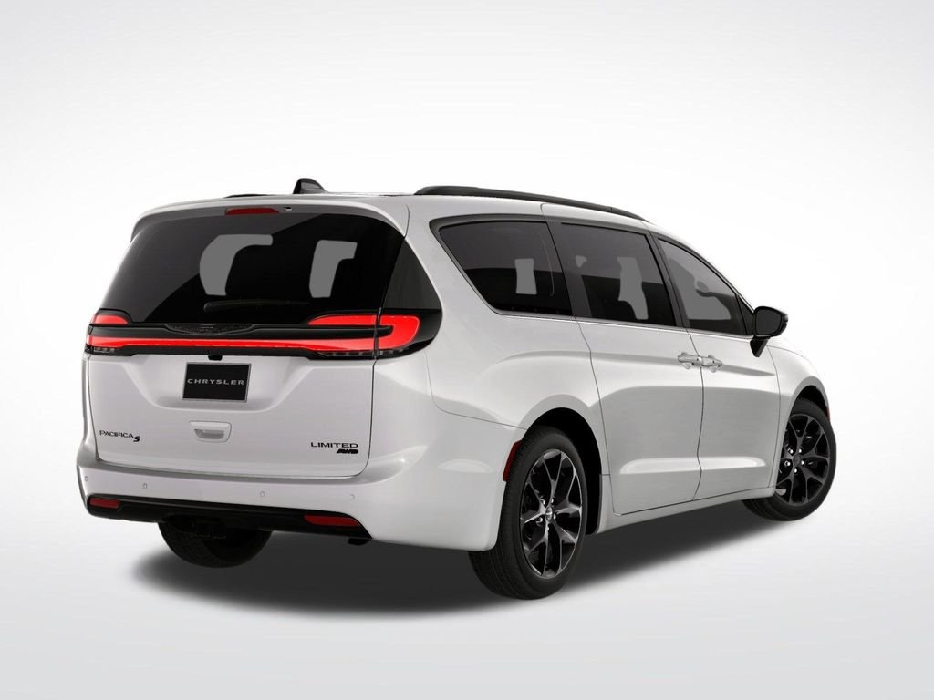 Used 2026 White Chrysler Limited image 3