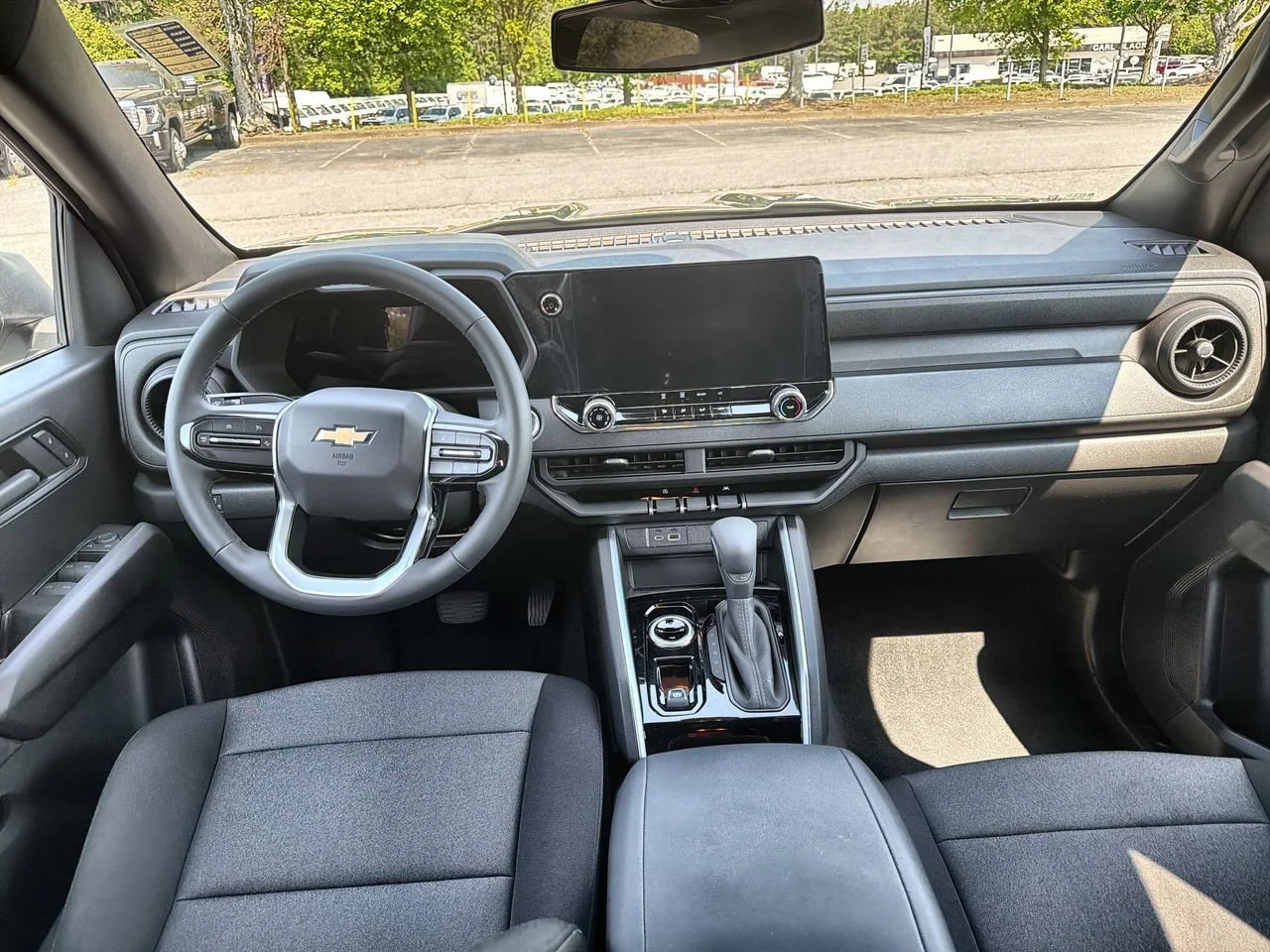 Used 2025 Sterling Gray Metallic Chevrolet WT/LT image 17