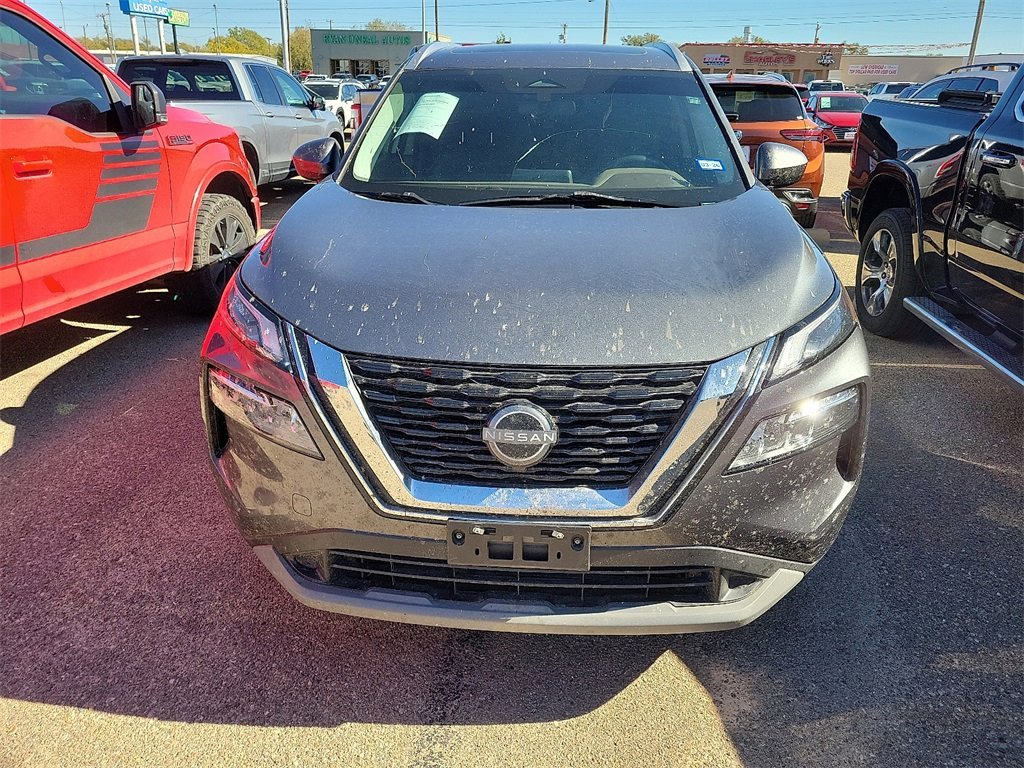 2023 Nissan Rogue SV photo 2