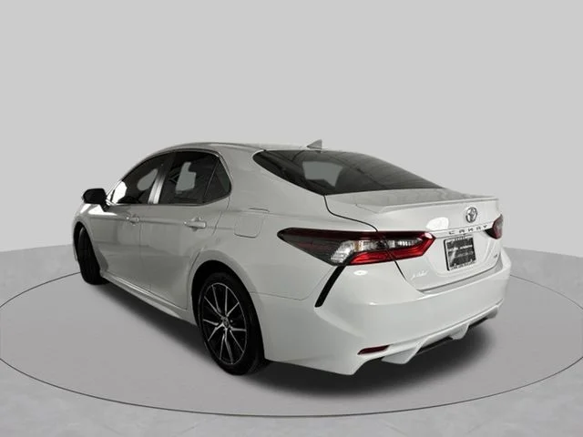 Used 2023 White Toyota SE image 5