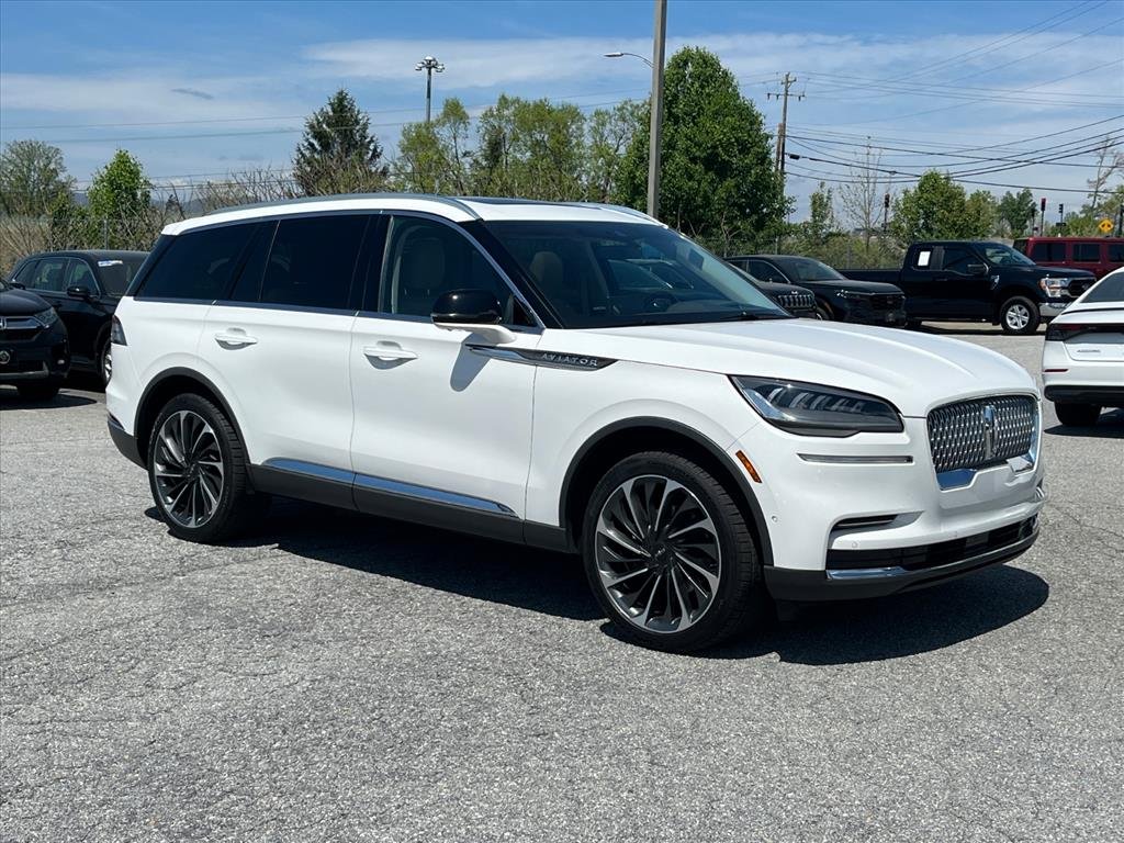 2023 Lincoln Aviator Reserve AWD's photo