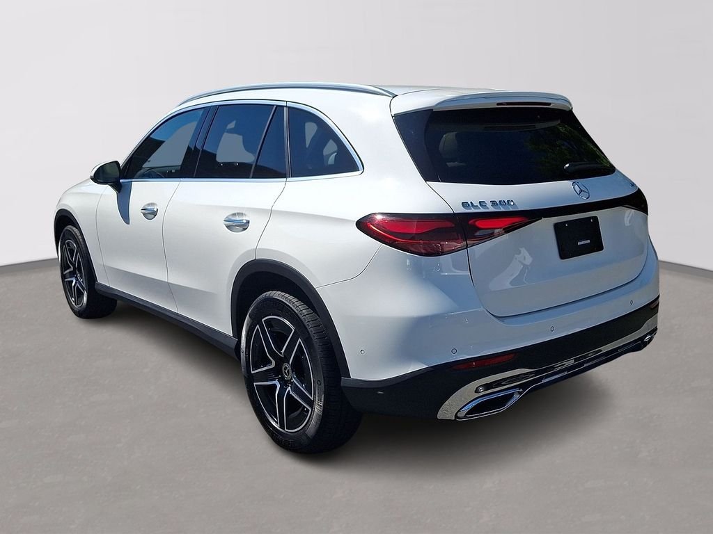 Certified Used 2026 Polar White Mercedes-Benz GLC 300 image 6