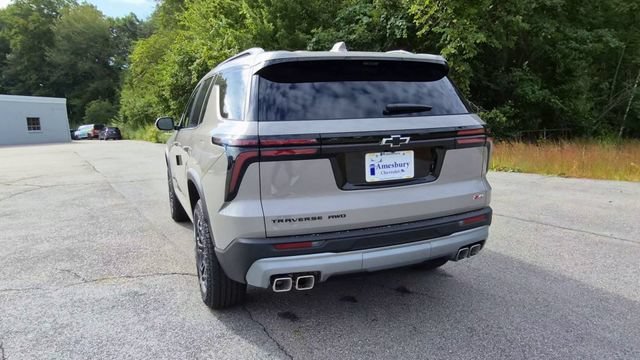 2027 Chevrolet Traverse Z71 - Photo 7