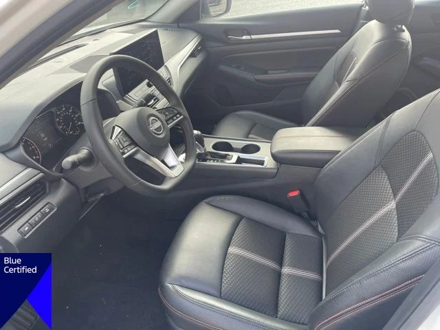 Used 2026 White Nissan 2.5 SR image 10