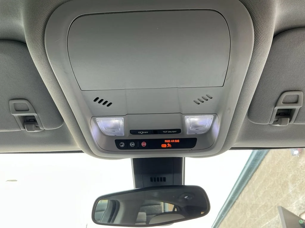 Used 2020 MIDNIGHT BLUE METALLIC Chevrolet LS image 28