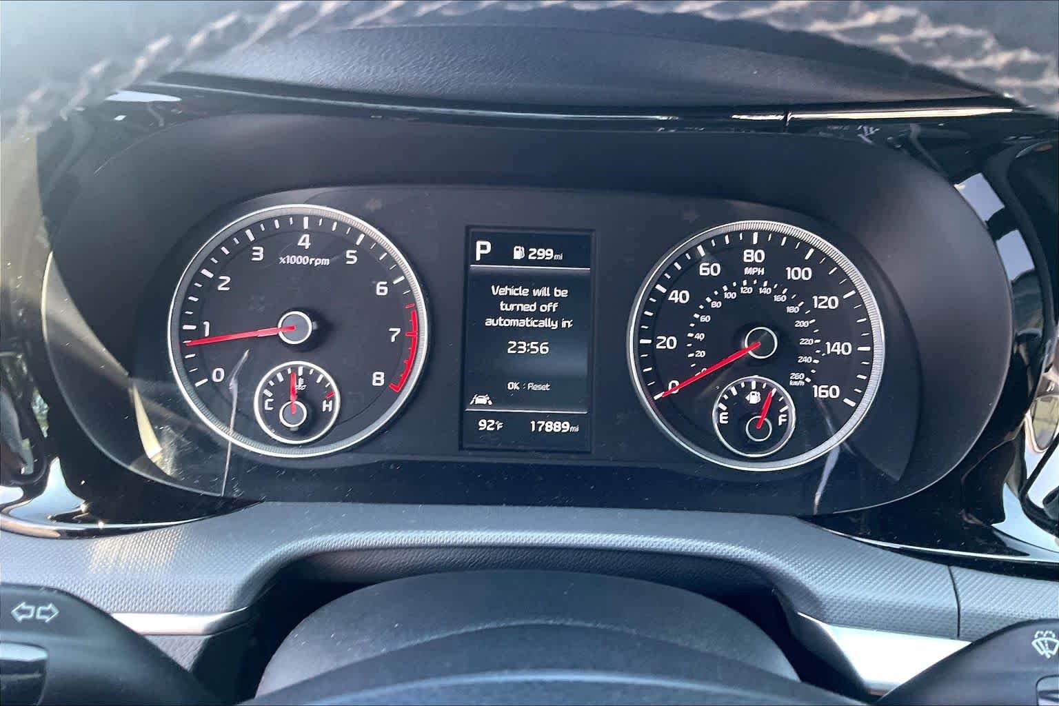Used 2023 Wolf Gray Kia GT-Line image 27