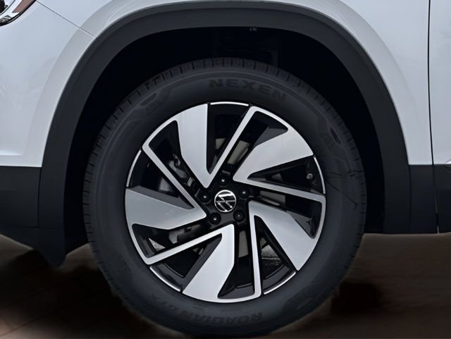 2026 Volkswagen Atlas SE w/Tech - Photo 5