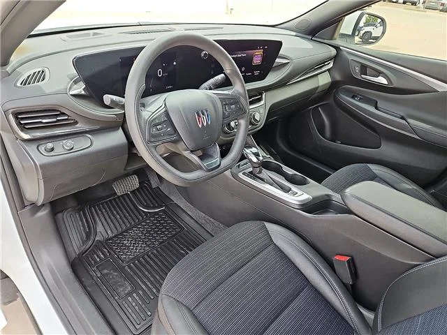 Used 2025 White Buick Preferred Front-Wheel Drive image 10
