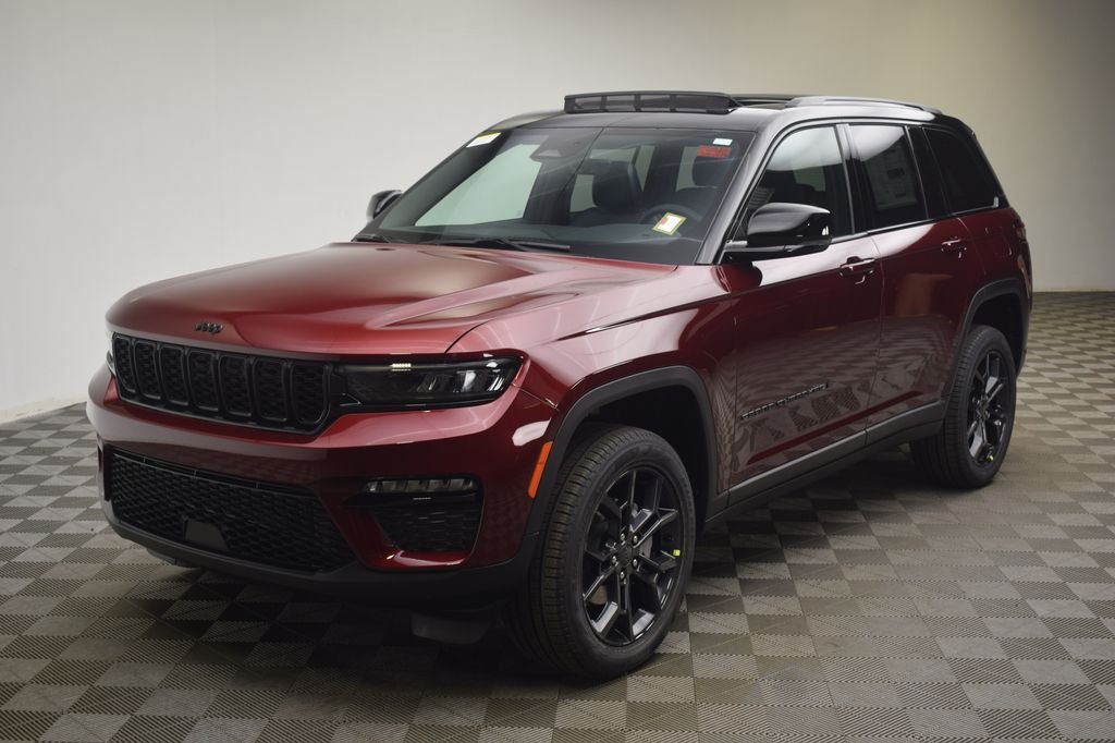 New 2025 Velvet Red Pearl-Coat Exterior Paint Jeep Limited image 17