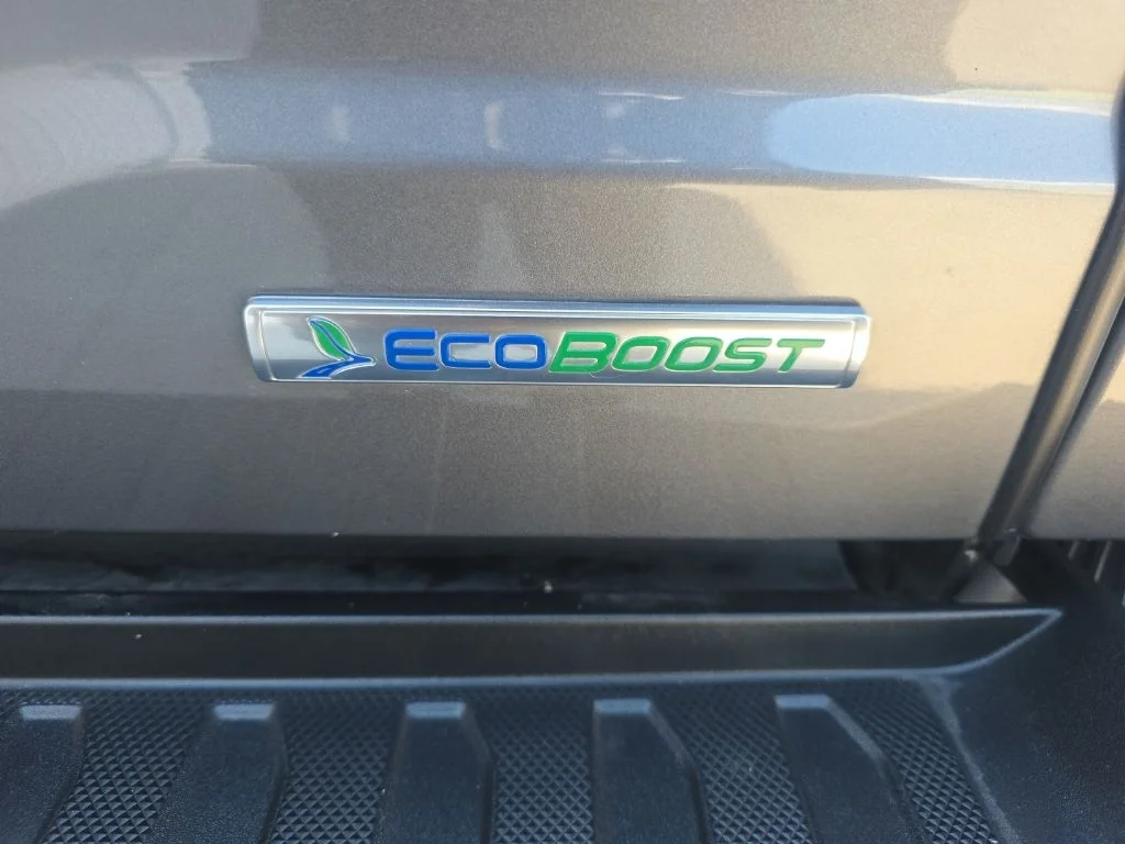 Used 2023 Gray Metallic Ford XLT image 9