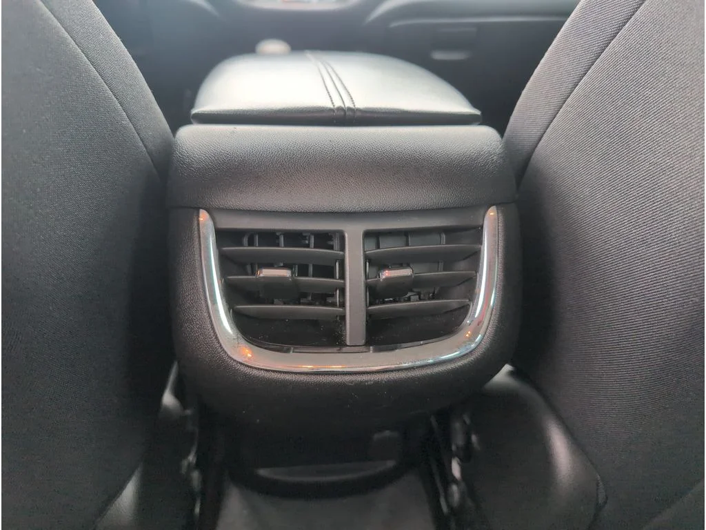 Used 2024 WHITE Chevrolet 4dr Sdn 1LT image 32