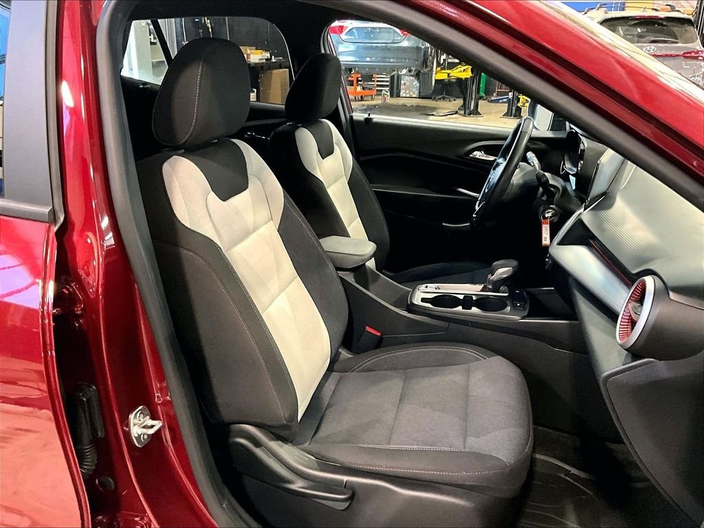 Used 2024 Red Chevrolet 1RS image 11