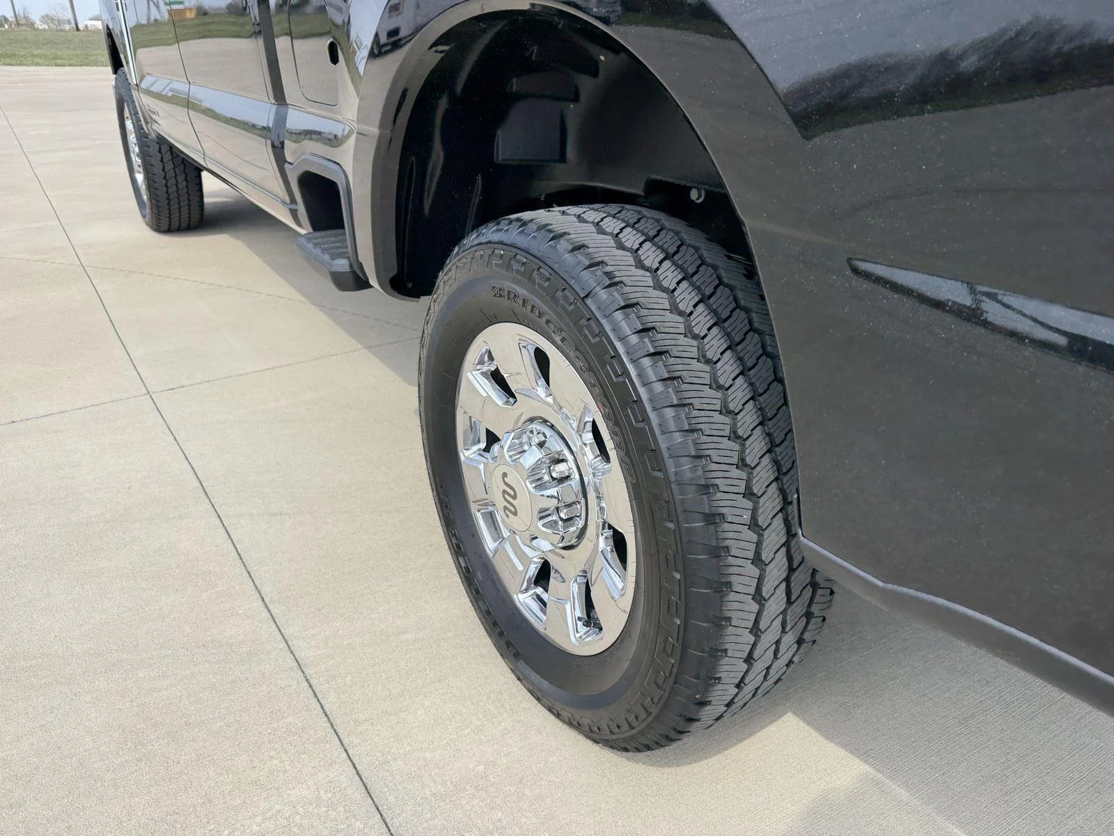New 2026 Agate Black Metallic Ford F-250® King Ranch® image 6