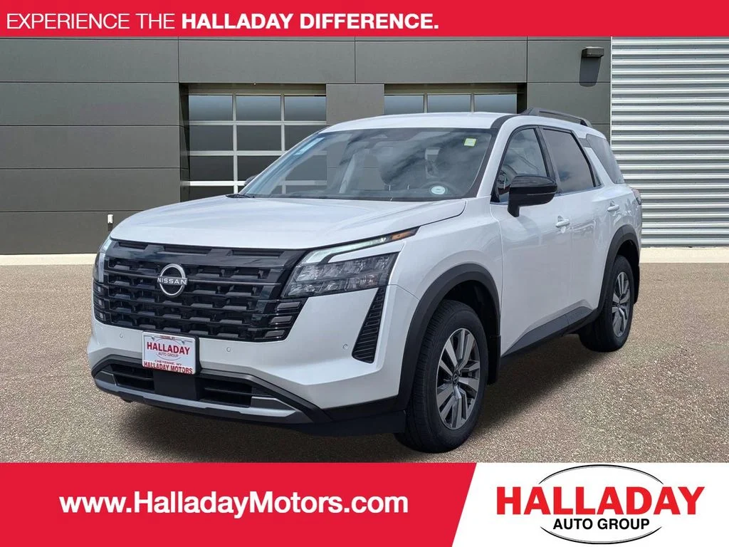 2026 Nissan Pathfinder SL 4WD's photo