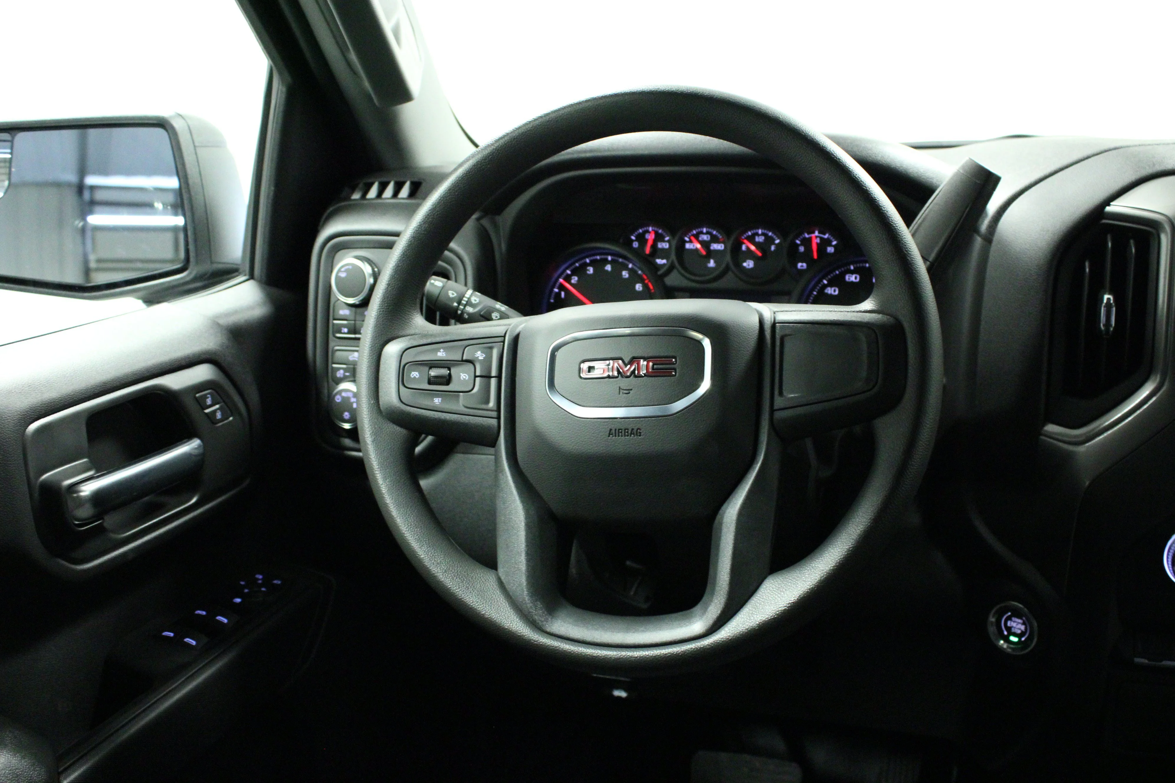 New 2026 Summit White GMC Pro image 17