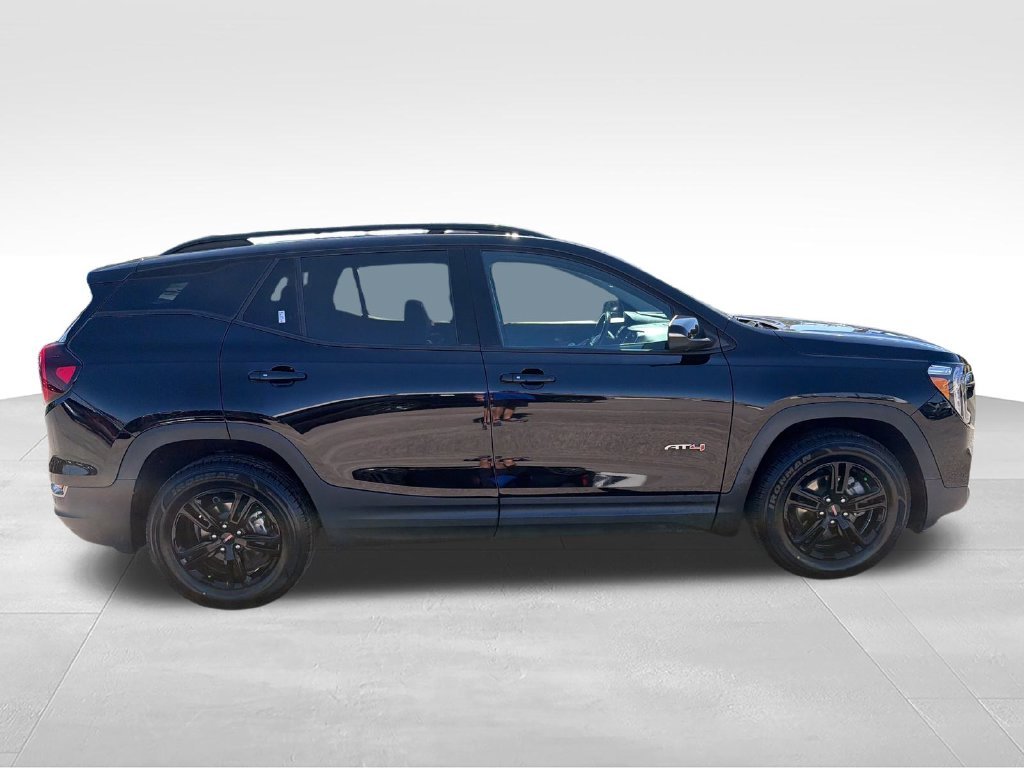 Used 2022 Black GMC AT4 image 6
