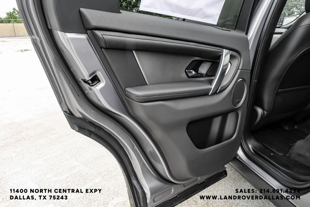 New 2026 Eiger Gray Metallic Land Rover Landmark image 41