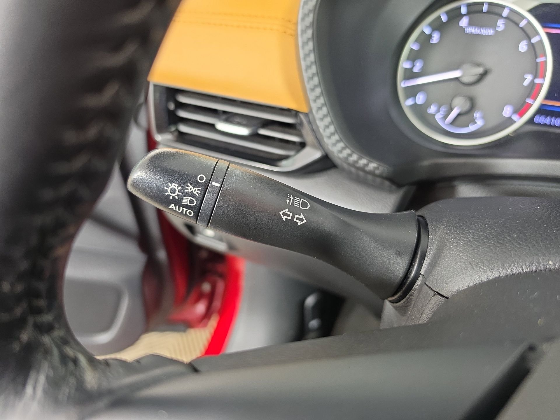 Used 2022 Red Nissan SV image 25